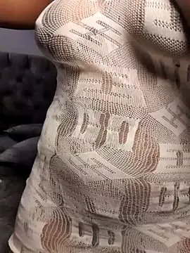 cocoluvx on StripChat