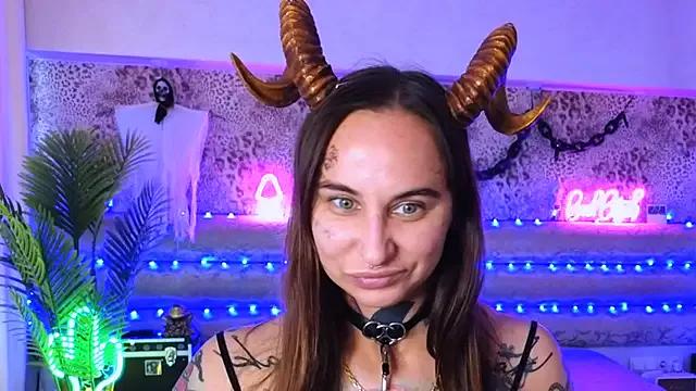 Cool_Freak_ on StripChat 