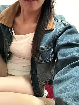 Freechat crhong666 on StripChat