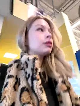 Freechat Cum_girlss on StripChat