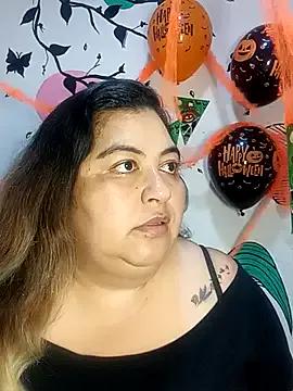 Freechat curvy_diva_ on StripChat