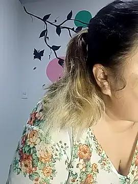 Freechat curvy_diva_ on StripChat