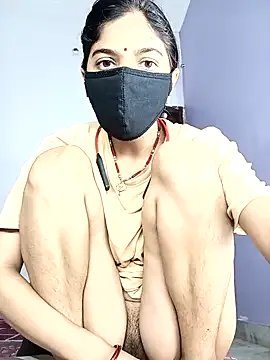 Curvy_Kavya on StripChat