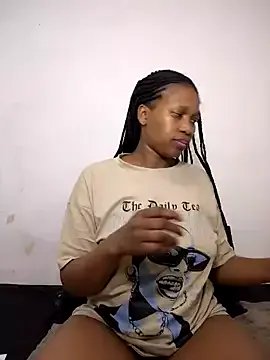 Freechat Curvy_sluty on StripChat