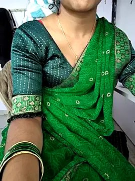 Freechat Cute-Telugu-Teacher on StripChat