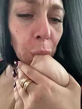 Freechat CuteNata on StripChat