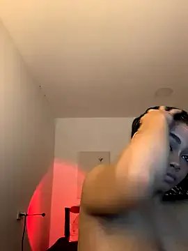 Dahiana_Giil on StripChat