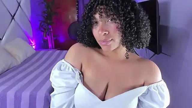 Freechat DannaBerry on StripChat