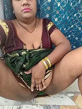 Desicouple1706 on StripChat