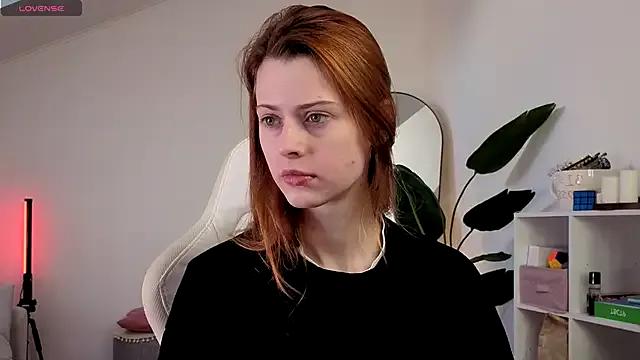 Freechat doll_lesli on StripChat