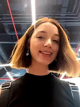 Freechat DollyTall on StripChat