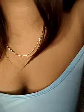 DreamGirlRiya on StripChat