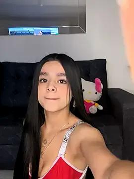 Freechat Dulcekitty__ on StripChat