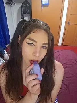 Freechat dulcenia_rose on StripChat