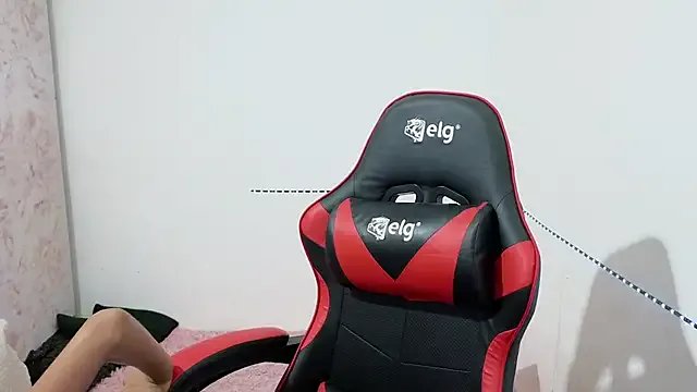 Freechat ElisaBoyer on StripChat