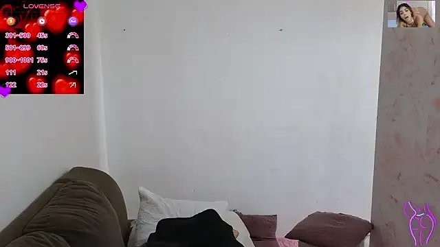 Freechat ElisaBoyer on StripChat