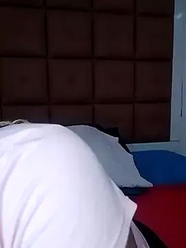 Freechat ELLA_KELLY on StripChat