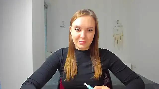 EmmaNorman on StripChat 