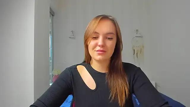 EmmaNorman on StripChat 