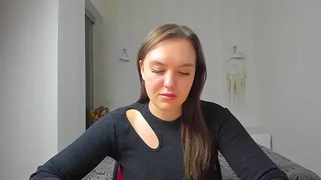 EmmaNorman on StripChat 