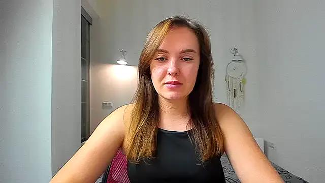 EmmaNorman on StripChat 