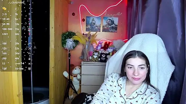 Fiery_Brunette_ — ass slapping 2 min