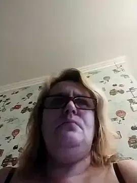 StripChat Forest-Lady is Freechat Forest-Lady — Make Me Spray