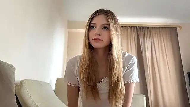 Freechat FruityXo on StripChat