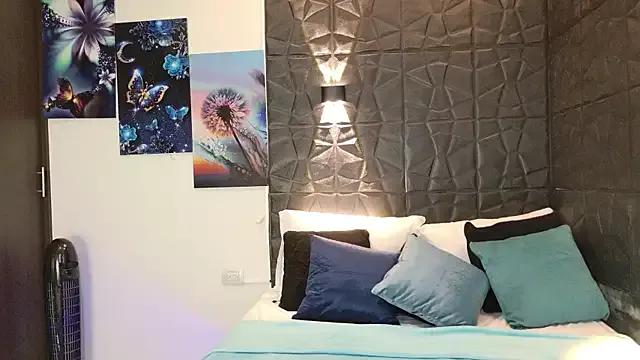 Freechat graceymilf666 on StripChat