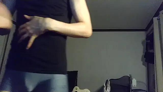 Freechat haeeung on StripChat