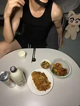 Freechat haeeung on StripChat