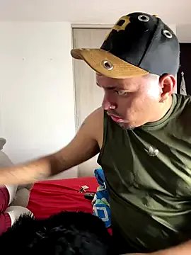 Henry_villa23 on StripChat