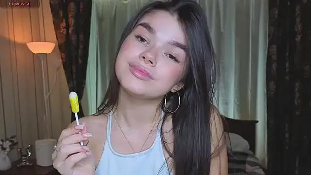 Freechat HollisHearl on StripChat