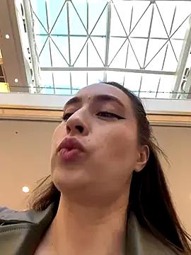 Freechat Holly_Play on StripChat