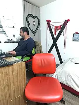 Freechat hotandfierylatinos2023 on StripChat