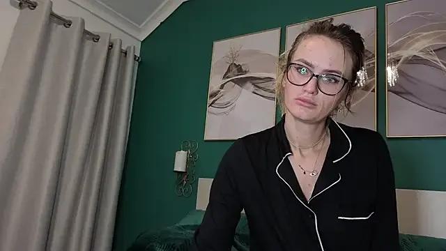 hotjessyca — naked! fun before work