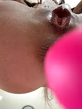 Freechat Hott_Lolla on StripChat