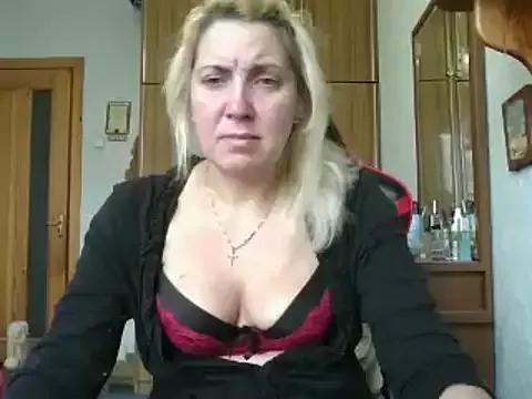 IrinaB1 on StripChat 