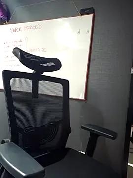 StripChat Isabella_Varella is Private Isabella_Varella — Oil in boobs in the office