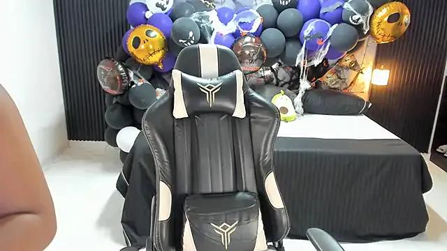 Freechat Ivy_16 on StripChat