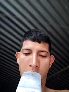 Freechat Juan_Hotcaliemte on StripChat