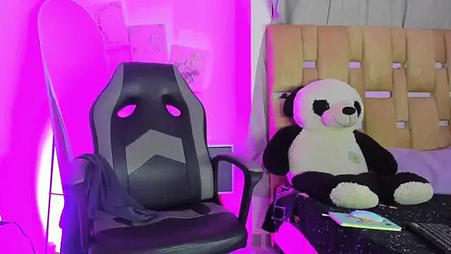 StripChat JulianaCarter is Group JulianaCarter — FLASH TITTS