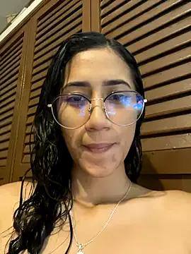 Freechat KaitlynLoveCam on StripChat