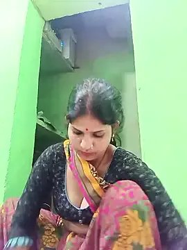 Karishma_cute on StripChat