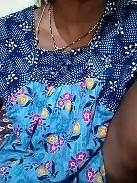 Kavya5500 on StripChat