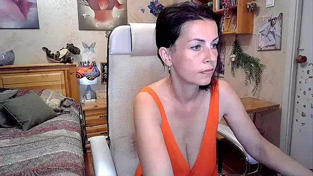 Freechat Kendra_Mom on StripChat