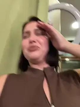 Freechat KikiWatson on StripChat