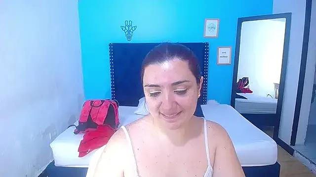 Freechat kinky_redhead18 on StripChat