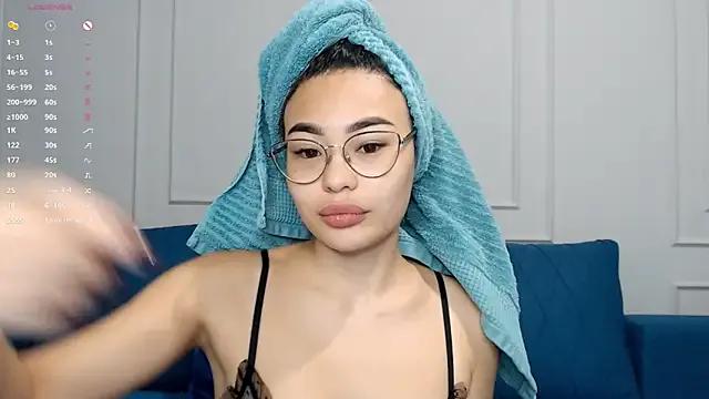 StripChat kwana_colada is Freechat kwana_colada — Boobies in your face