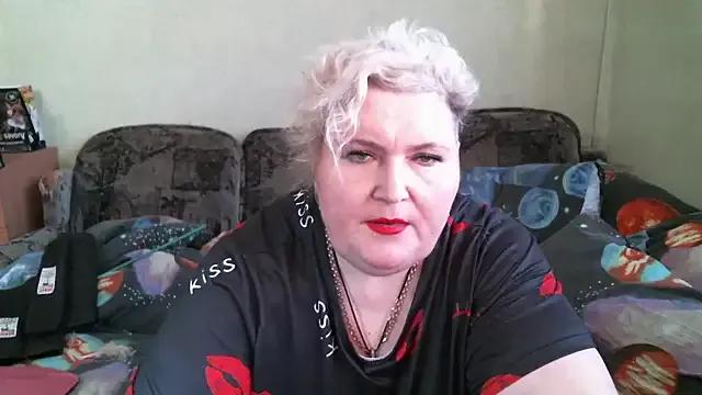 Lana555 on StripChat 